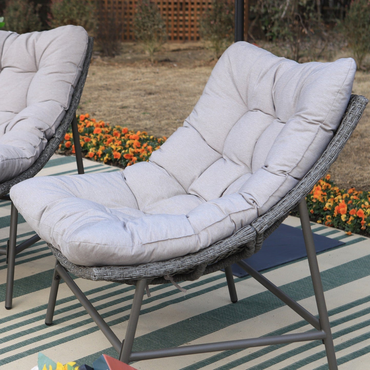 Sophia & William 2 Pieces Outdoor Patio Oversized Rattan Papasan Chairs with Steel Frame & Cushions, Whitish-grey & Beige